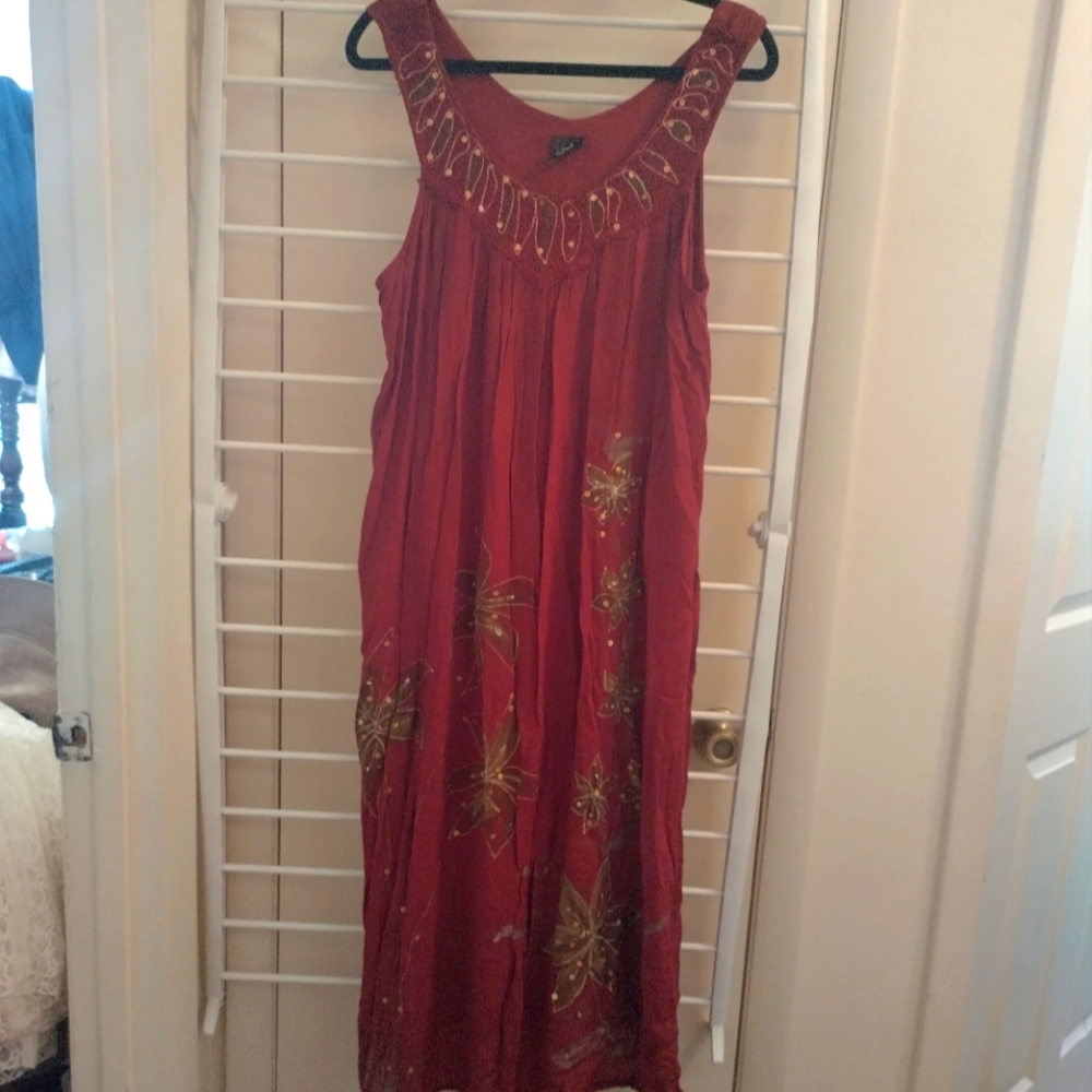 Embroidered dress, can also be used as a swimsuit cover